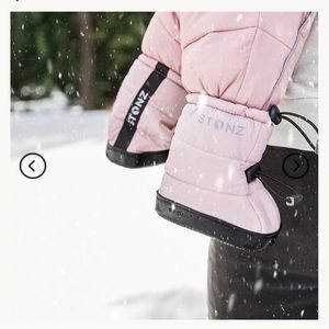 Brand new with tags size Large pink Stonz toddler *puffer* booties AND liners